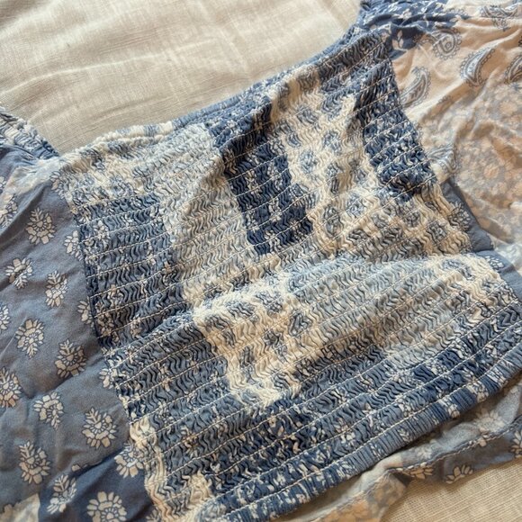 Hollister Blue Paisley Patterned Crop Top - Picture 5 of 6